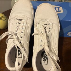 Women's Vans White Canvas Sneakers Size 7 worn once for 2 hrs